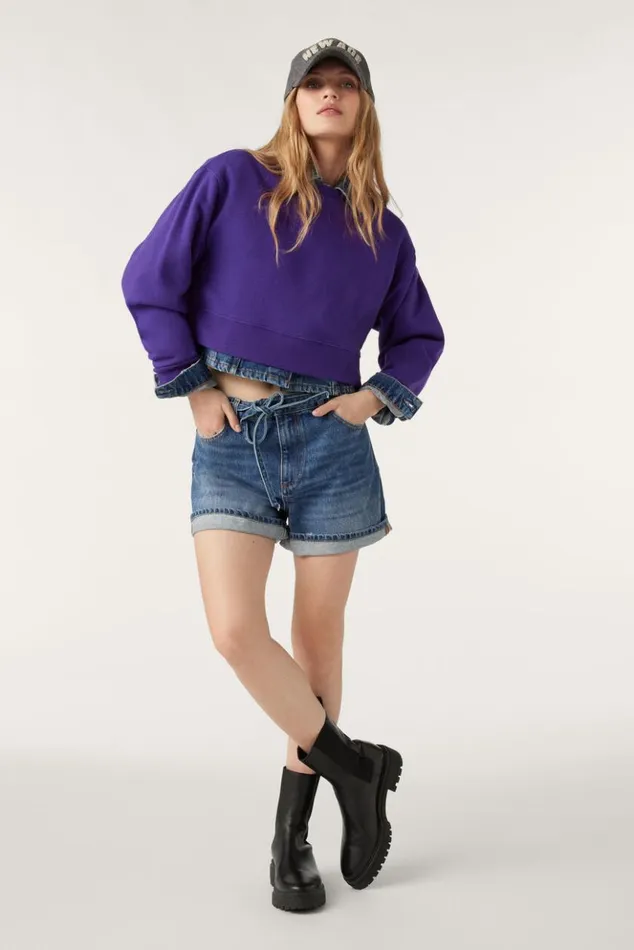 DaisyShort Sweatshirt Clothing Baandsh Sweatshirts