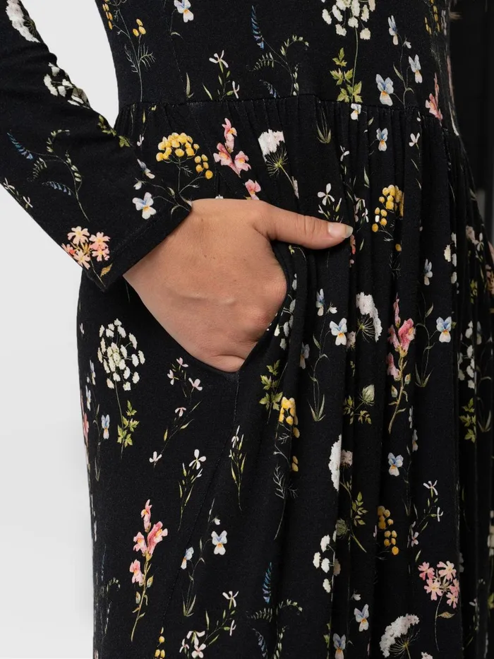 Saint And Sofia Dresses Women Greenwich Dress Long Sleeve 8211 Hyde Gardens Hyde Gardens