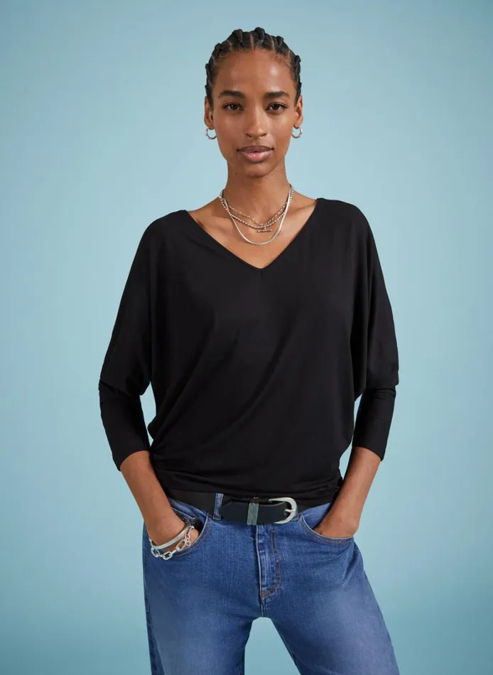 Baukjen Ella Relaxed VNeck Top Caviar Black Clothing