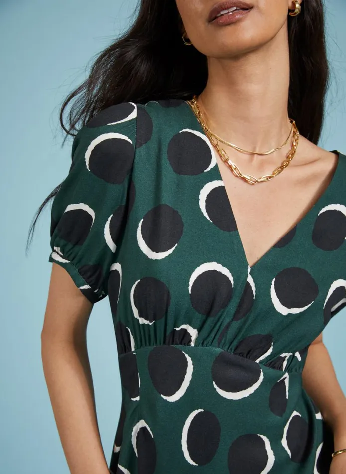 Baukjen Kaydence Printed Midi TeaDress With Livaeco Green Shadow Spot Clothing