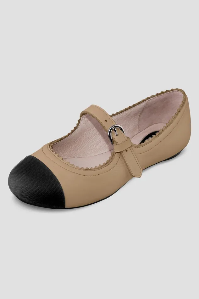 Children Girls Cassiopeia Ballet Flats Capuccino Black Leather Ballet Flats Bloch