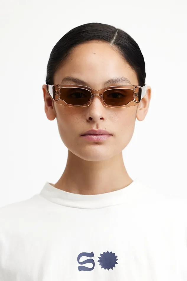 Eyewear REFRACTION SUNGLASSES 8211 Significant Other Women