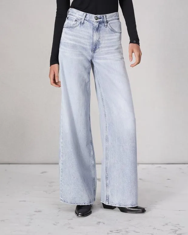 Featherweight Sofie WideLeg Jean Kierra Women FeatherweightWideLeg and BarrelJeans rag and bone