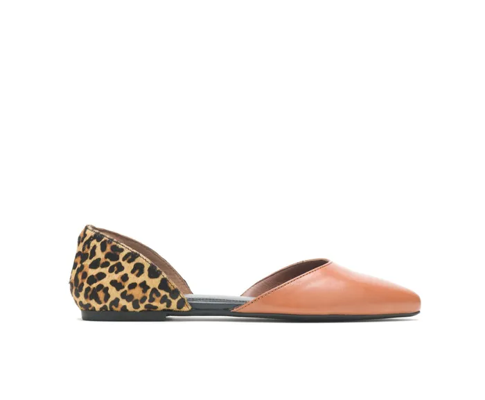Flats and SlipOns Hush Puppies Women Sadie D8217Orsay Tan Leathercheetah