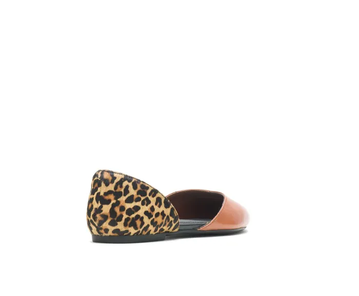 Flats and SlipOns Hush Puppies Women Sadie D8217Orsay Tan Leathercheetah