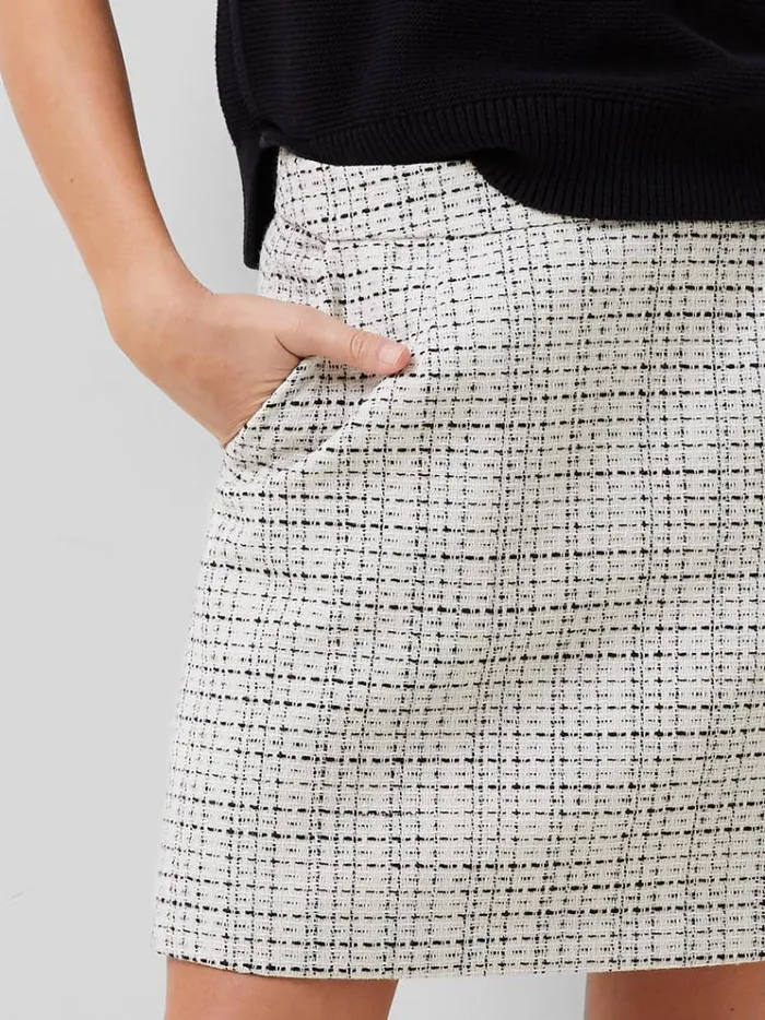 French Connection Skirts and Shorts Effie Boucle Mini Skirt Classic Creamblacko 8211 Woman