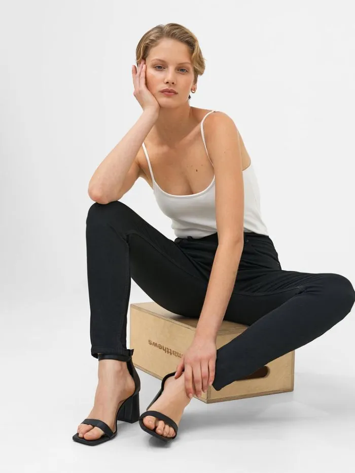 French Connection Trousers Soft Stretch Denim High Rise Skinny Jeans 30 Inch Black 8211 Woman