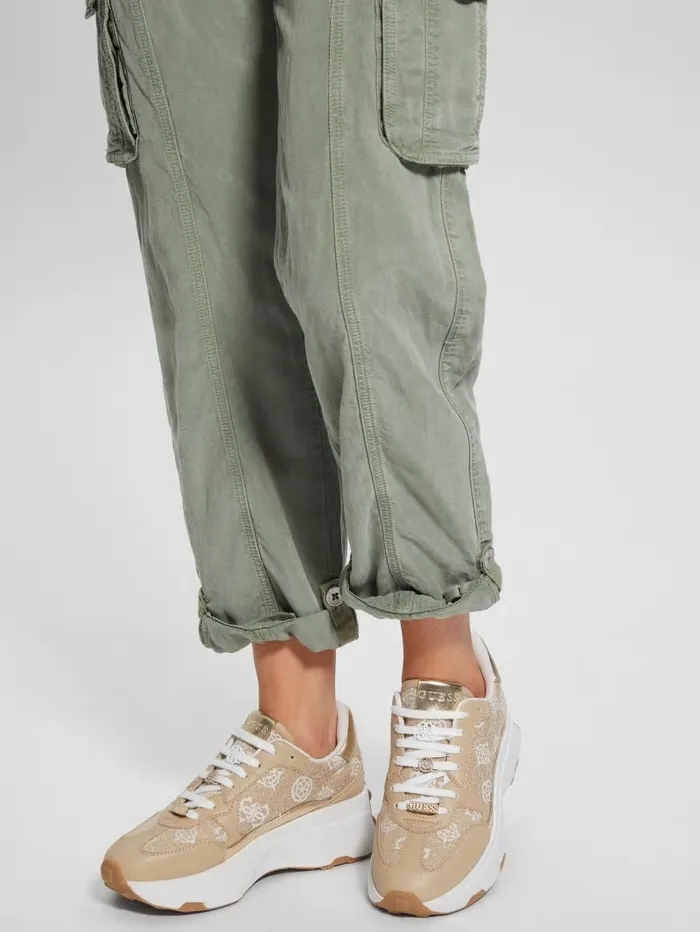 GUESS Calebb Peony Sneakers Medium Natural Logo Women Sneakers GUESS Calebb Peony Sneakers Medium Natural Logo Women Sneakers