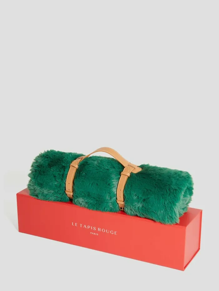 Home Women FauxFur Pet Carpet Green GUESS