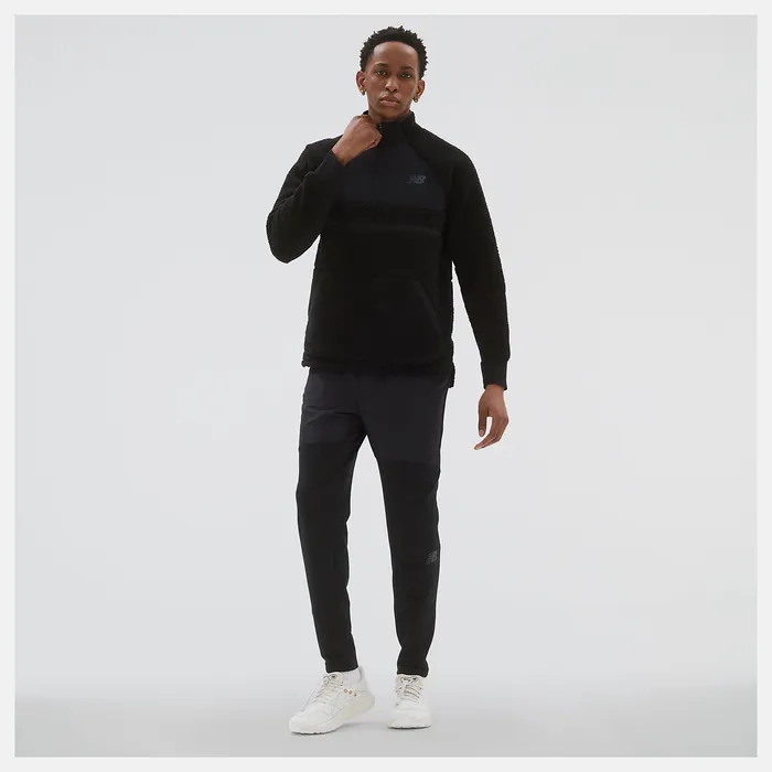 Jackets and Vests New Balance Men Q Speed Sherpa Pullover BLACK Jackets and Vests New Balance Men Q Speed Sherpa Pullover BLACK