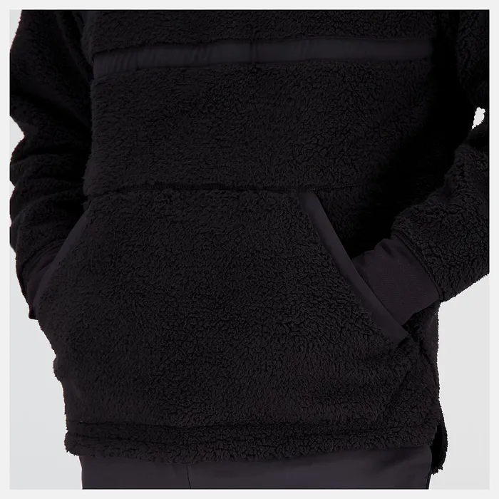 Jackets and Vests New Balance Men Q Speed Sherpa Pullover BLACK Jackets and Vests New Balance Men Q Speed Sherpa Pullover BLACK