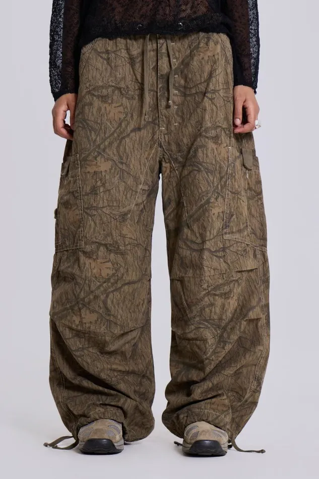 Jaded London Unisex UnisexMen Forest Camo Parachute Pants Green