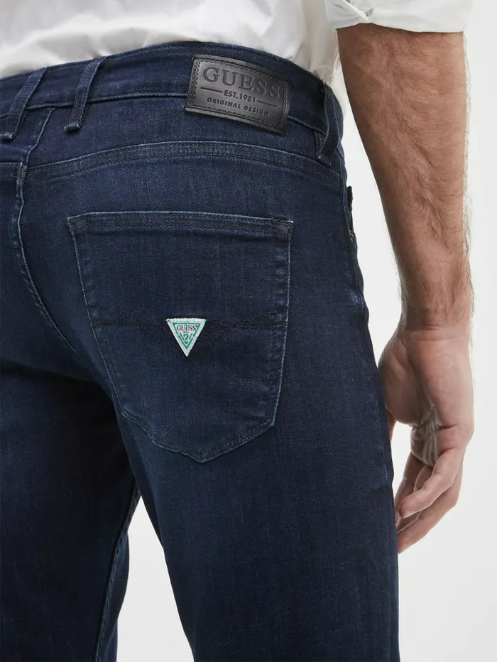 Jeans and Denim GUESS Men Tapered Jeans Ringer Wash Indigo Jeans and Denim GUESS Men Tapered Jeans Ringer Wash Indigo