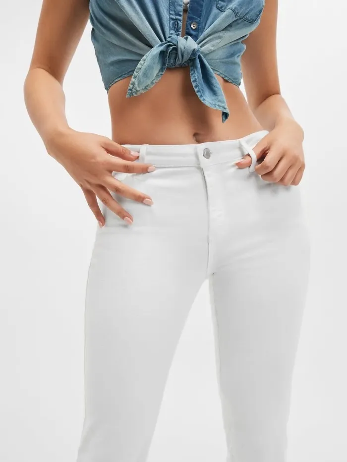 Jeans and Denim GUESS Women Sexy Straight Jeans Pure White Jeans and Denim GUESS Women Sexy Straight Jeans Pure White
