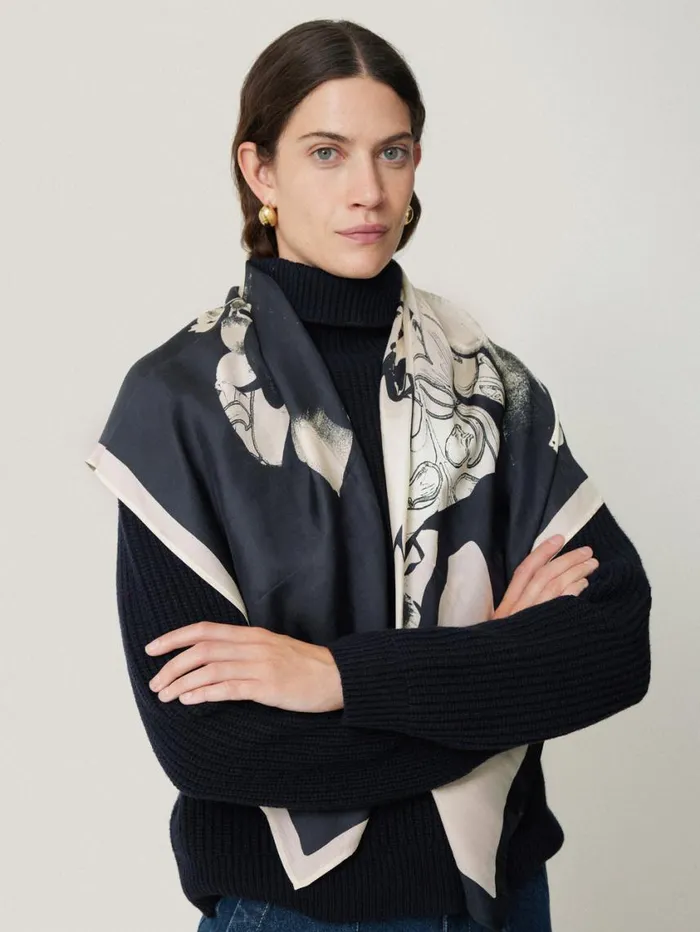 Jigsaw Collage Silk Twill Scarf Monochrome Women Ponchos and Scarves