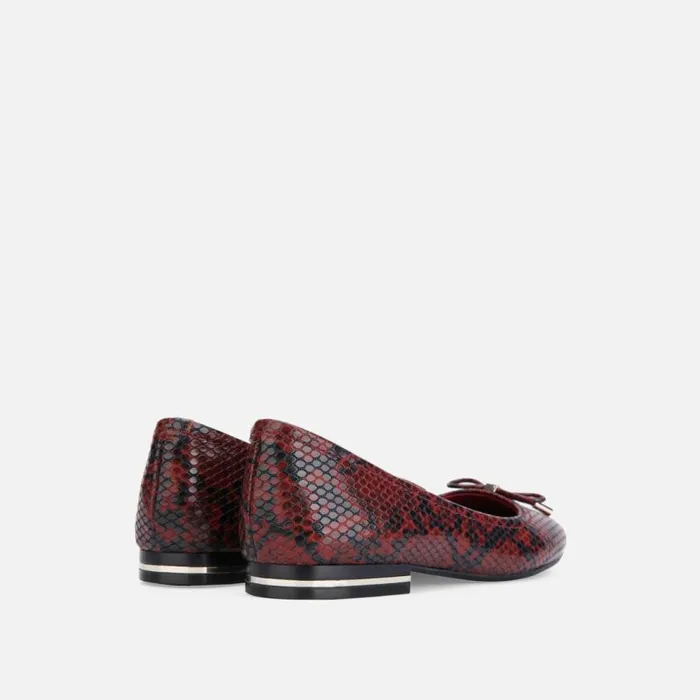 Kenneth Cole Balance Ballet Burgundy Women Flats
