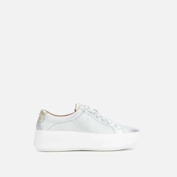Kenneth Cole Rosette Metallic Platform Sneaker Silver Women Sneakers