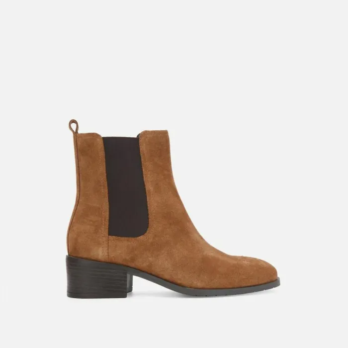 Kenneth Cole Salt Suede Chelsea Boot Pecan Women Boots Booties