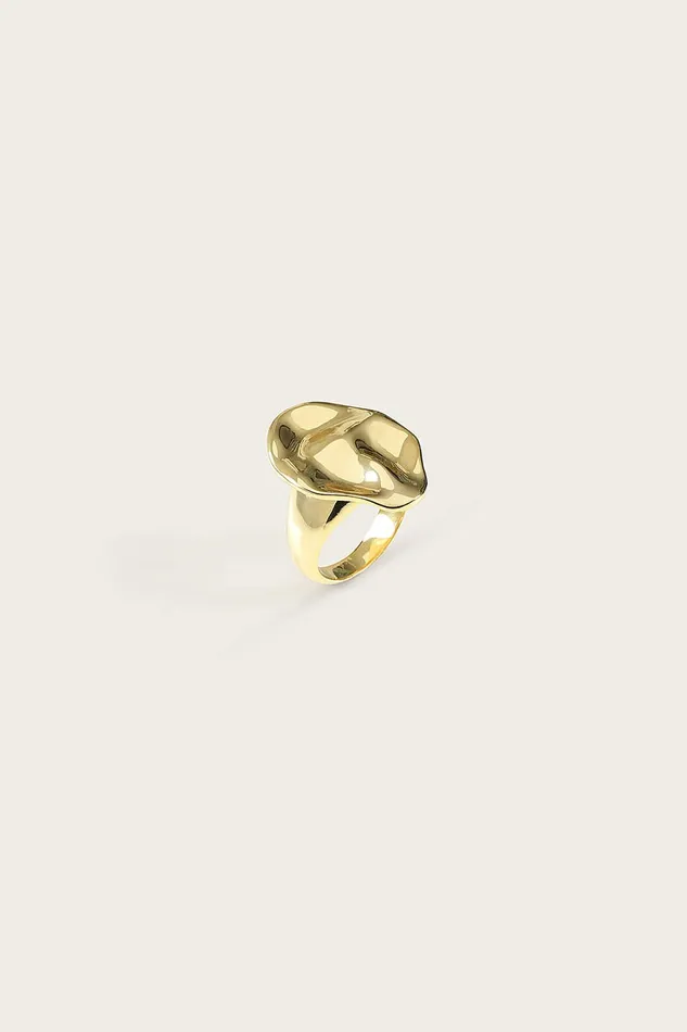 Lavish Alice Jewellery LEORA Hammered Effect Oval Gold Ring 8211 Women