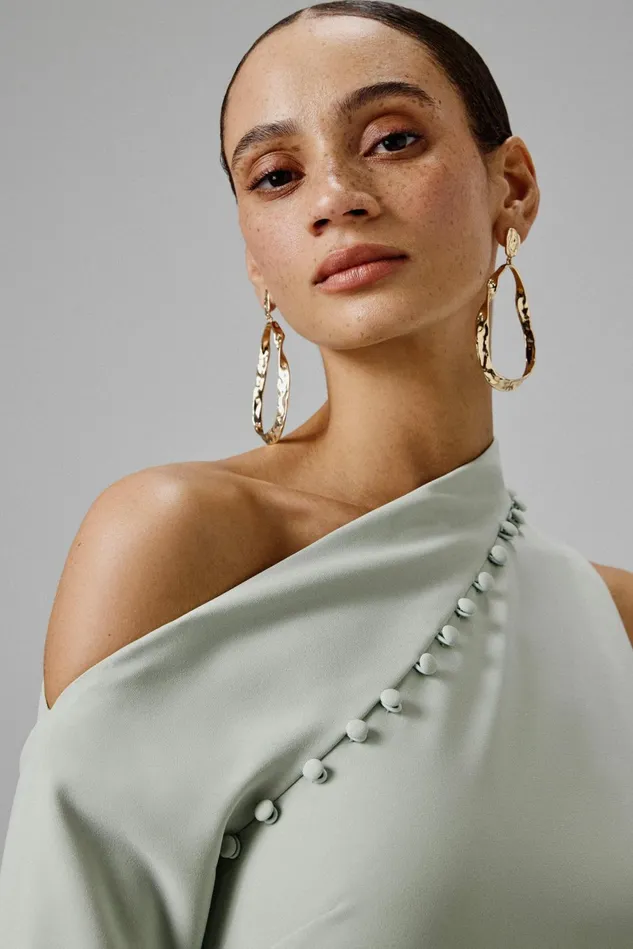 Lavish Alice Off The Shoulder and Bardot MADDIE Asymmetric Split Shoulder Midi Dress In Sage Green Sage Green 8211 Women