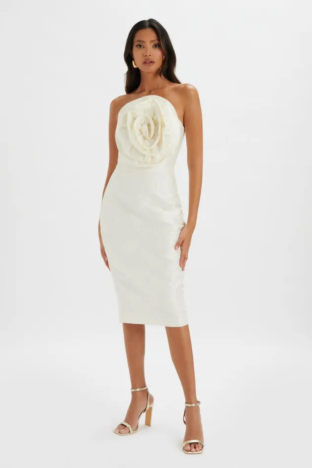 Lavish Alice Strapless and Bandeau Dresses MONTANA 3D Flower Bandeau Dress In White Jacquard White Jacquard 8211 Women