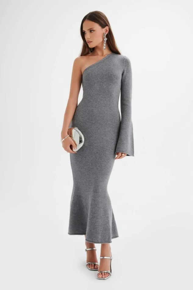 Lavish Alice Winter Knitwear HUDA Knitted Asymmetric Fit and Flare Midi Dress In Grey Grey 8211 Women Lavish Alice Winter Knitwear HUDA Knitted Asymmetric Fit and Flare Midi Dress In Grey Grey 8211 Women
