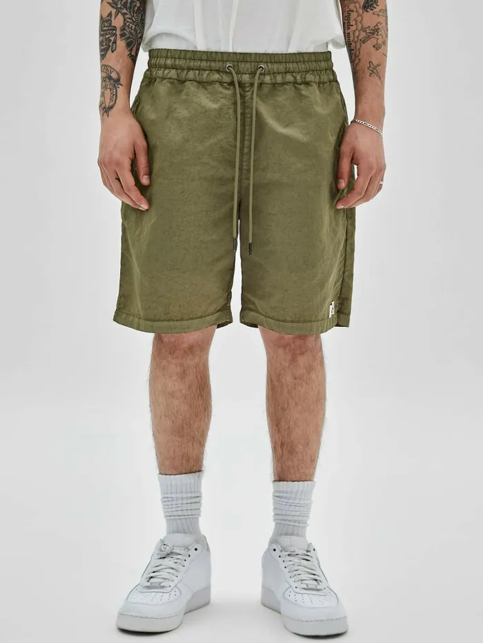 Men GUESS GUESS Originals Washed Nylon Shorts Go Washed Green Nylon Pants and Shorts