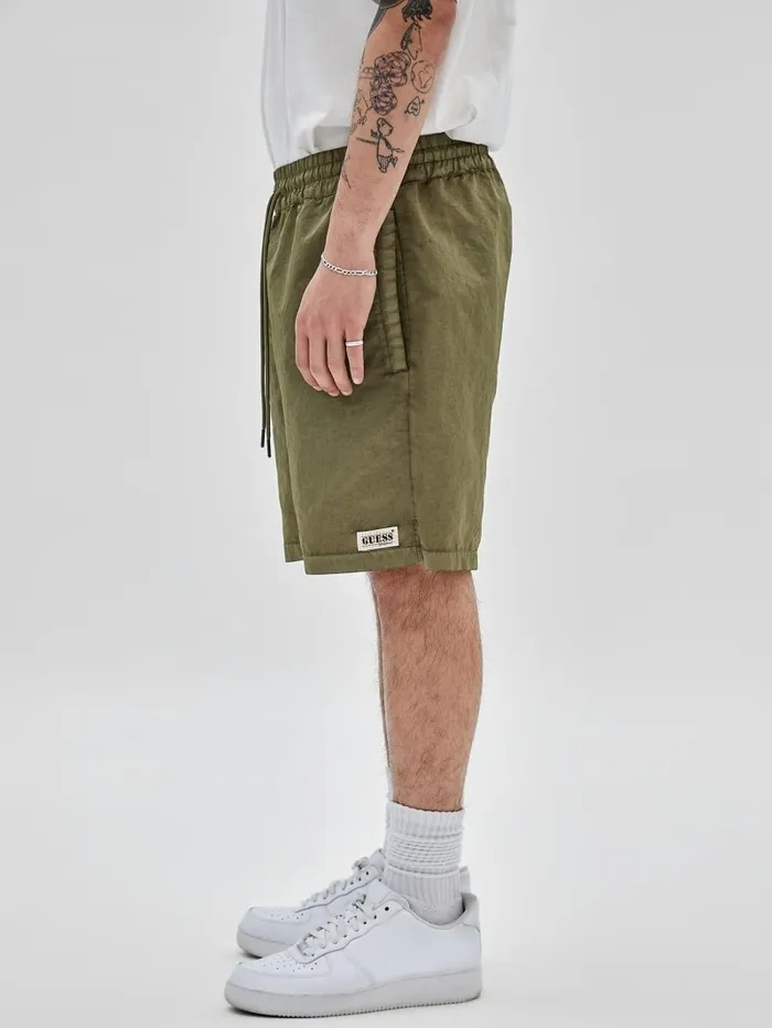 Men GUESS GUESS Originals Washed Nylon Shorts Go Washed Green Nylon Pants and Shorts Men GUESS GUESS Originals Washed Nylon Shorts Go Washed Green Nylon Pants and Shorts
