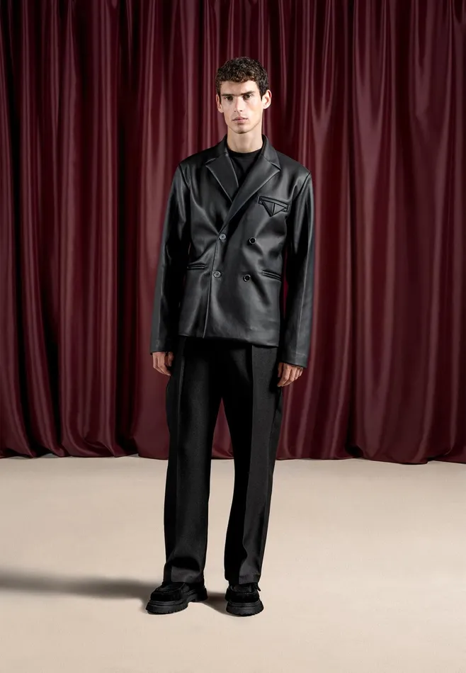 Men Manire De Voir Double Breasted Leather Suit Jacket Black