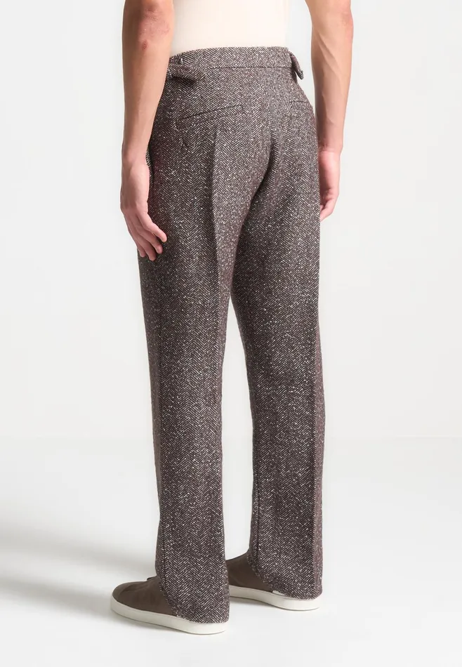 Men Manire De Voir Relaxed Fit Wool Blend Herringbone Pleated Tailored Trousers Brown