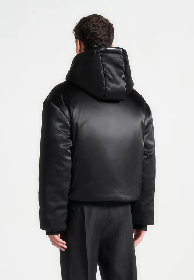 Men Manire De Voir Satin Cropped Hooded Jacket Black