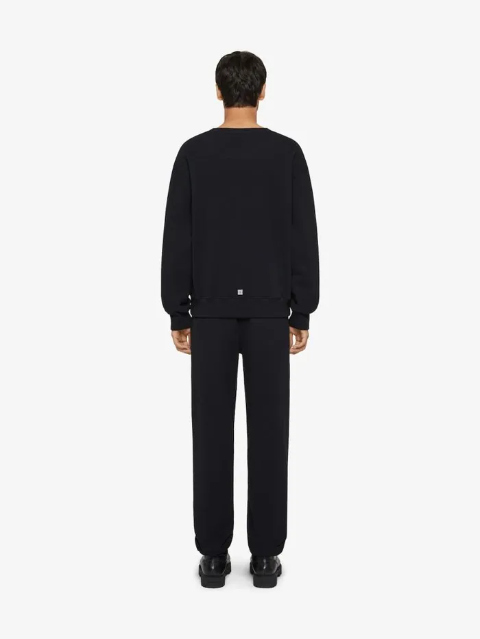 Men Sweatshirts and Hoodies Givenchy Boxy Fit Sweatshirt In Fleece With Reflective Artwork Black Men Sweatshirts and Hoodies Givenchy Boxy Fit Sweatshirt In Fleece With Reflective Artwork Black