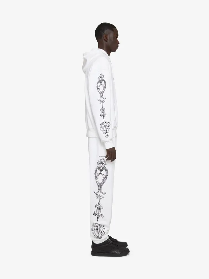 Men Sweatshirts and Hoodies Givenchy GIVENCHY Crest Boxy Fit Hoodie In Fleece White