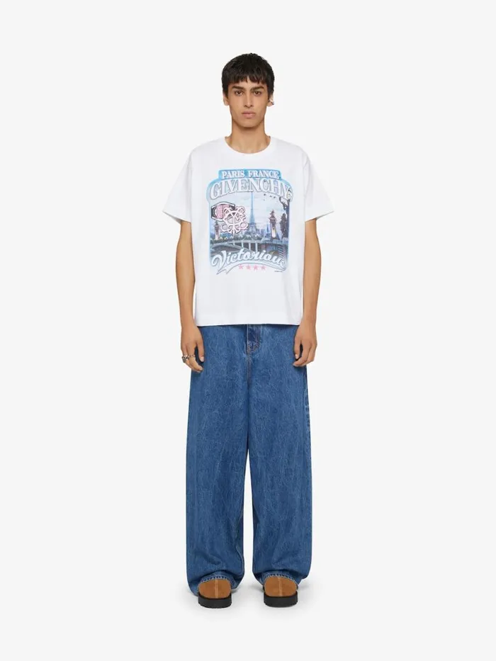 Men TShirts Givenchy GIVENCHY World Tour Boxy Fit Tshirt In Cotton White