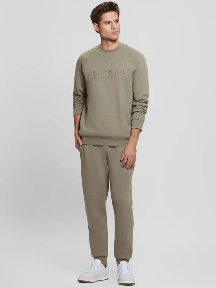 Pants and Shorts GUESS Men Eco Aldwin Logo Pants Mossy Green Pants and Shorts GUESS Men Eco Aldwin Logo Pants Mossy Green
