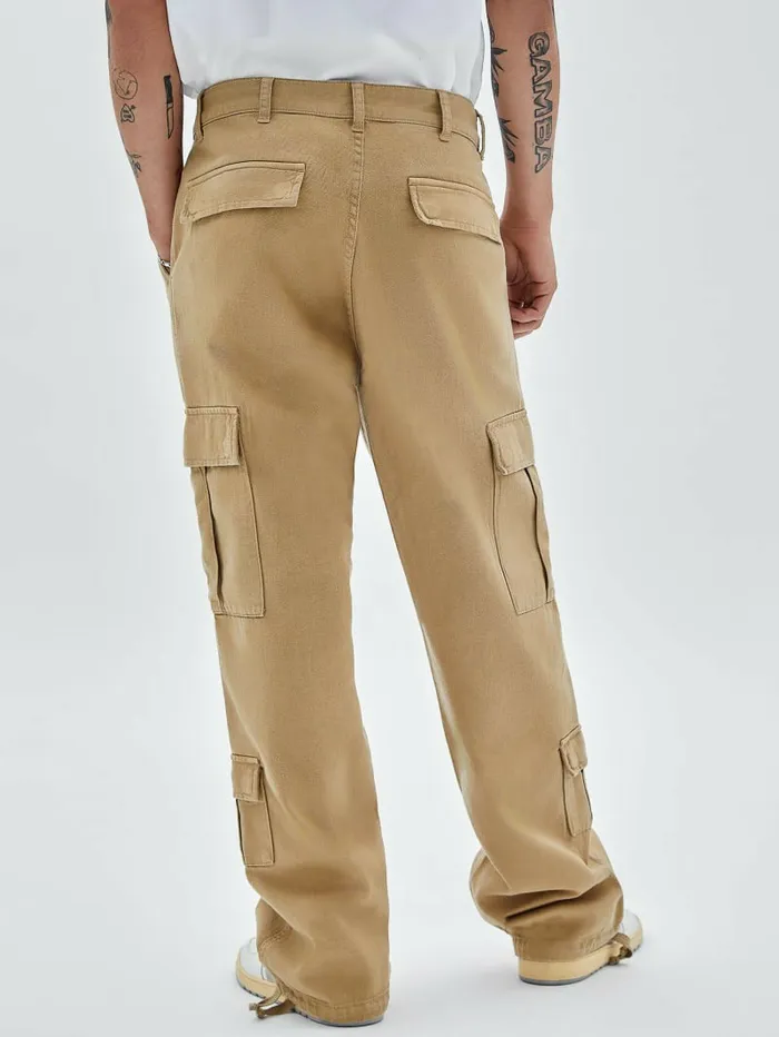 Pants and Shorts GUESS Men GUESS Originals Cargo Pants Tan Pants and Shorts GUESS Men GUESS Originals Cargo Pants Tan
