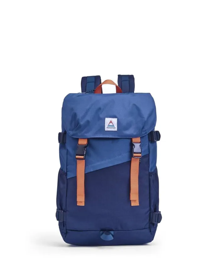 Passenger Backpacks and Bags Boondocker Recycled 26L Backpack Dark Denim Deep Navy Dark Denim Deep Navy 8211 WomenMen