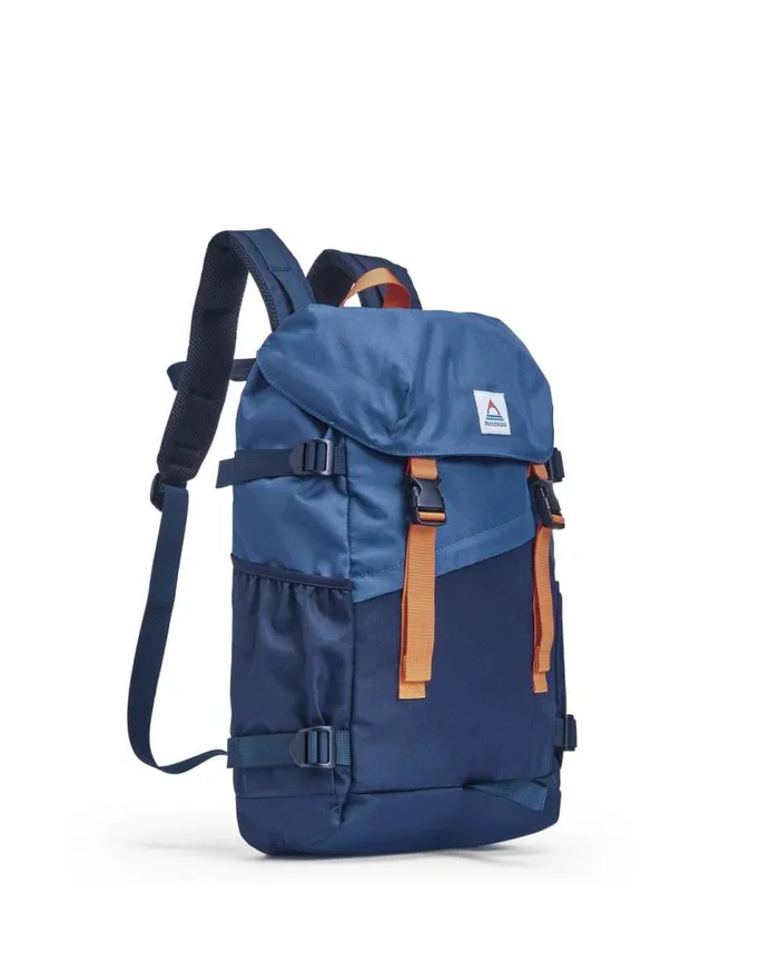 Passenger Backpacks and Bags Boondocker Recycled 26L Backpack Dark Denim Deep Navy Dark Denim Deep Navy 8211 WomenMen