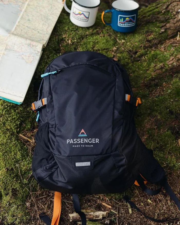 Passenger Backpacks and Bags Track Recycled 20L Backpack Black Black 8211 WomenMen Passenger Backpacks and Bags Track Recycled 20L Backpack Black Black 8211 WomenMen