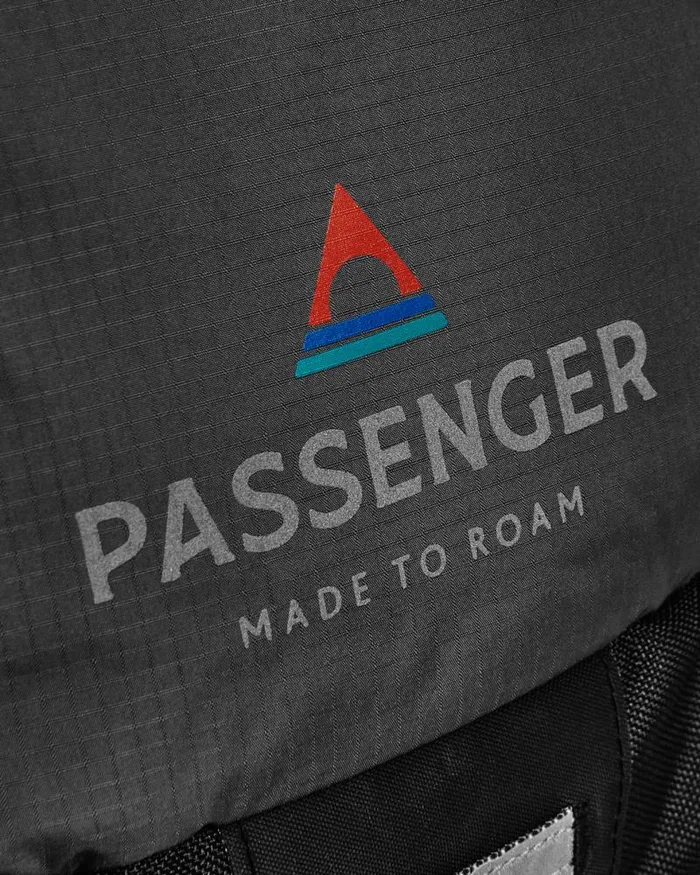 Passenger Backpacks and Bags Track Recycled 20L Backpack Black Black 8211 WomenMen