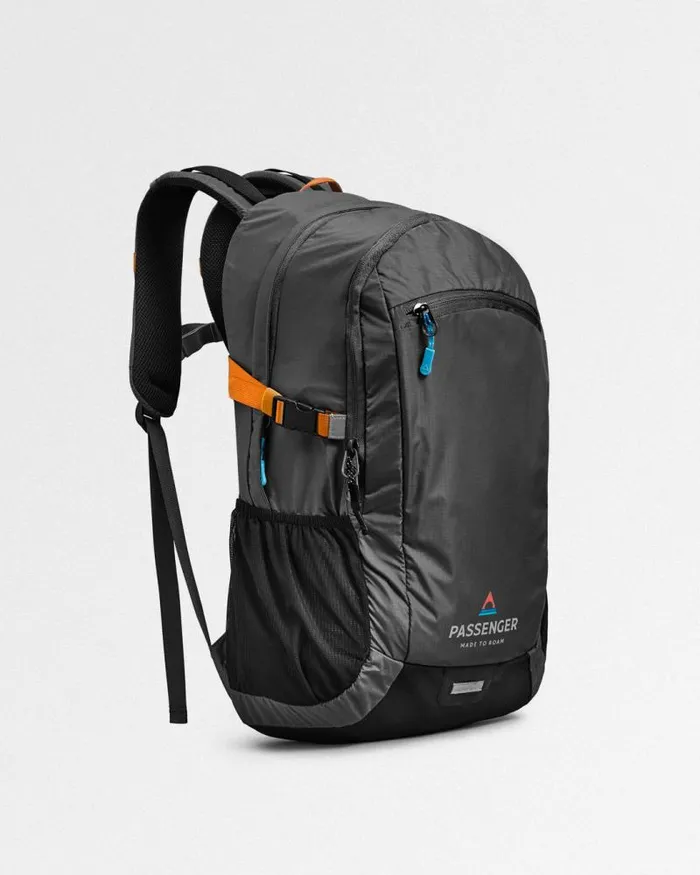 Passenger Backpacks and Bags Track Recycled 30L Backpack Black Black 8211 WomenMen