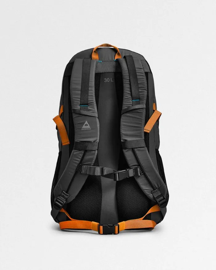 Passenger Backpacks and Bags Track Recycled 30L Backpack Black Black 8211 WomenMen