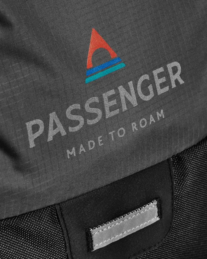 Passenger Backpacks and Bags Track Recycled 30L Backpack Black Black 8211 WomenMen