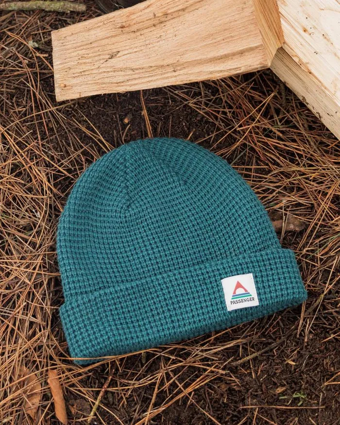 Passenger Beanies Moss Double Layer Recycled Waffle Beanie Mediterranean Mediterranean 8211 WomenMen