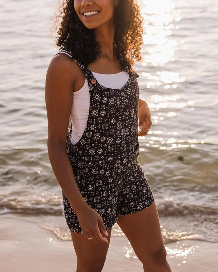 Passenger Bottoms Safron Playsuit Simple Tile Faded Black Simple Tile Faded Black 8211 Women Passenger Bottoms Safron Playsuit Simple Tile Faded Black Simple Tile Faded Black 8211 Women