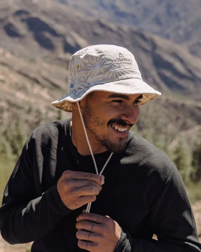 Passenger Caps and Hats Seaweed Organic Cotton Bucket Hat Golden Spice Seaweed Pebble Grey Golden Spice Seaweed Pebble Grey 8211 WomenMen