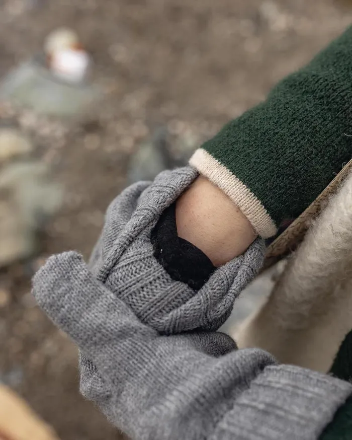 Passenger Gloves Gale Recycled Acrylic Knitted Gloves Flecked Grey Marl Flecked Grey Marl 8211 MenWomen