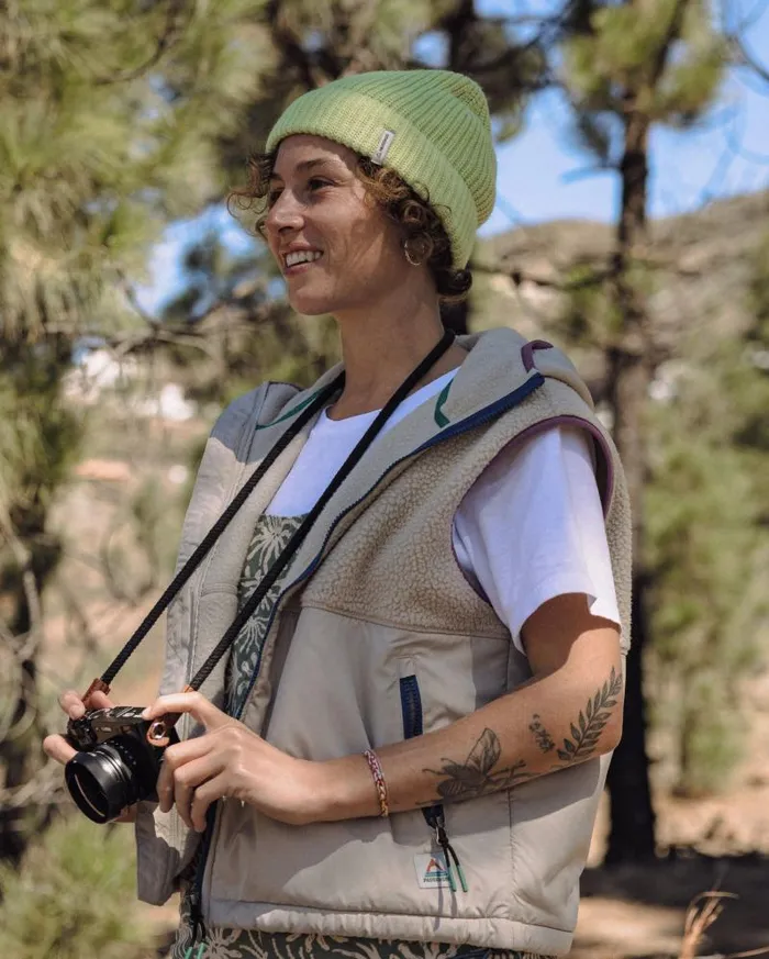 Passenger Tops Beebalm Recycled Sherpa Fleece Vest Oatmeal Oatmeal 8211 Women Passenger Tops Beebalm Recycled Sherpa Fleece Vest Oatmeal Oatmeal 8211 Women