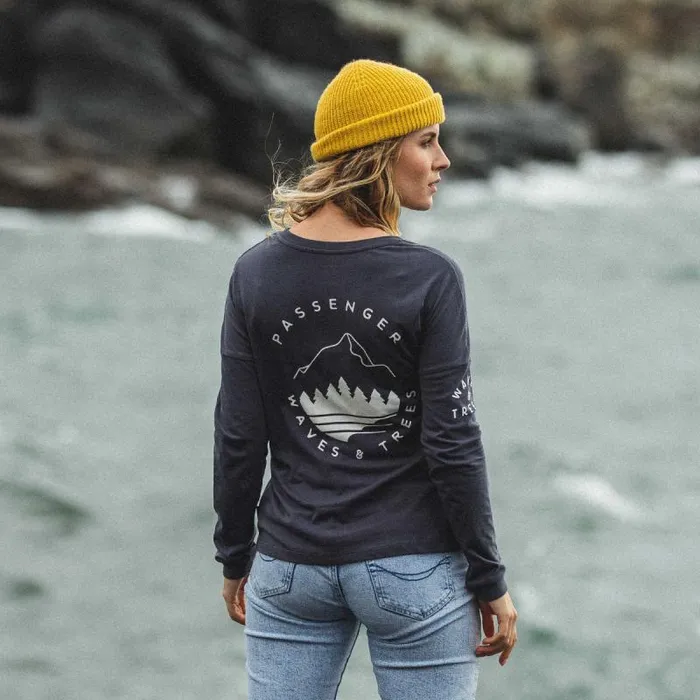 Passenger Tops Big Leaf Recycled LS TShirt Faded Black Faded Black 8211 Women