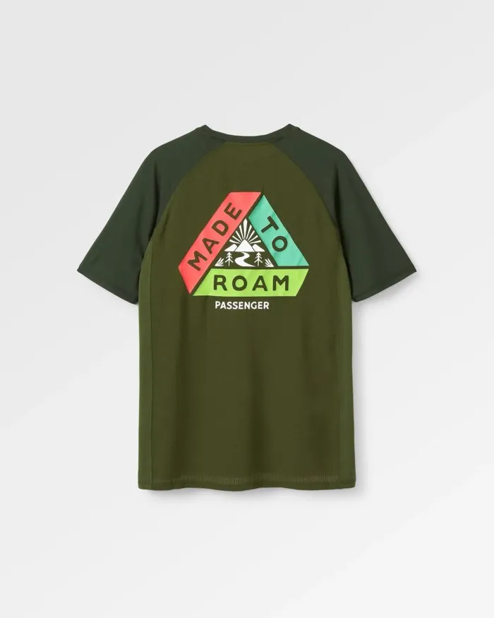 Passenger Tops Dawn To Dusk Recycled Active Tshirt Khaki Khaki 8211 Men